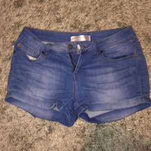 No Boundaries Shorts - Short shorts No Boundaries Shorts - Short shorts